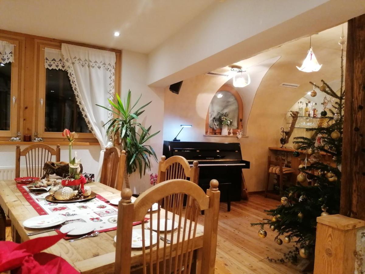 Adler Hotel-Pension Fulpmes Εξωτερικό φωτογραφία