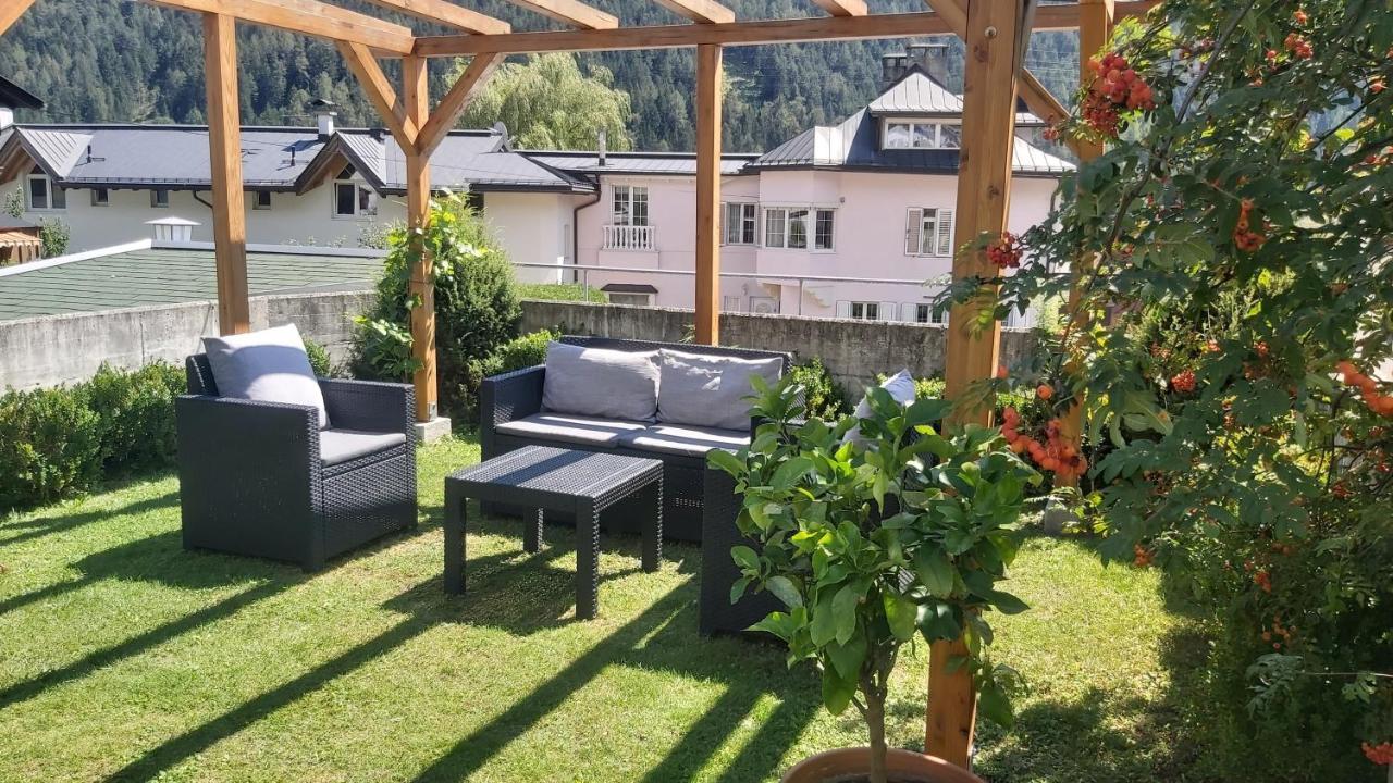 Adler Hotel-Pension Fulpmes Εξωτερικό φωτογραφία
