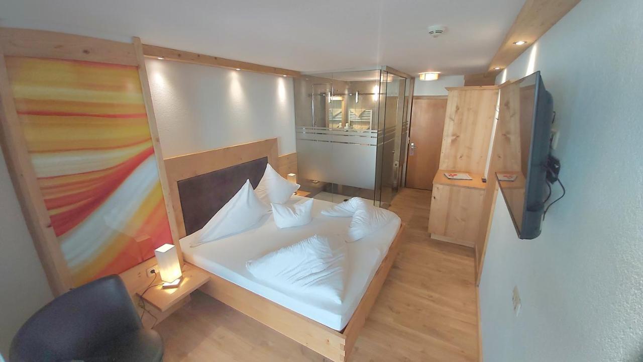 Adler Hotel-Pension Fulpmes Εξωτερικό φωτογραφία